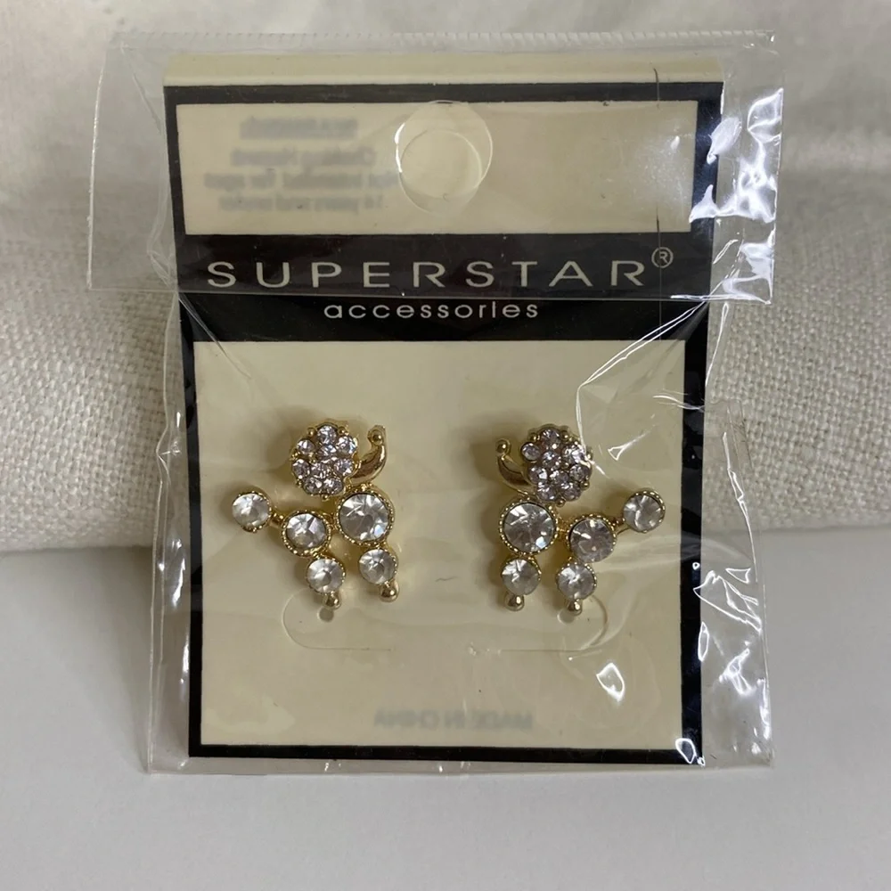 🐩NEW NWT NIP NIB gold tone rhinestone poodle earrings superstar accessories dog - Picture 3 of 5